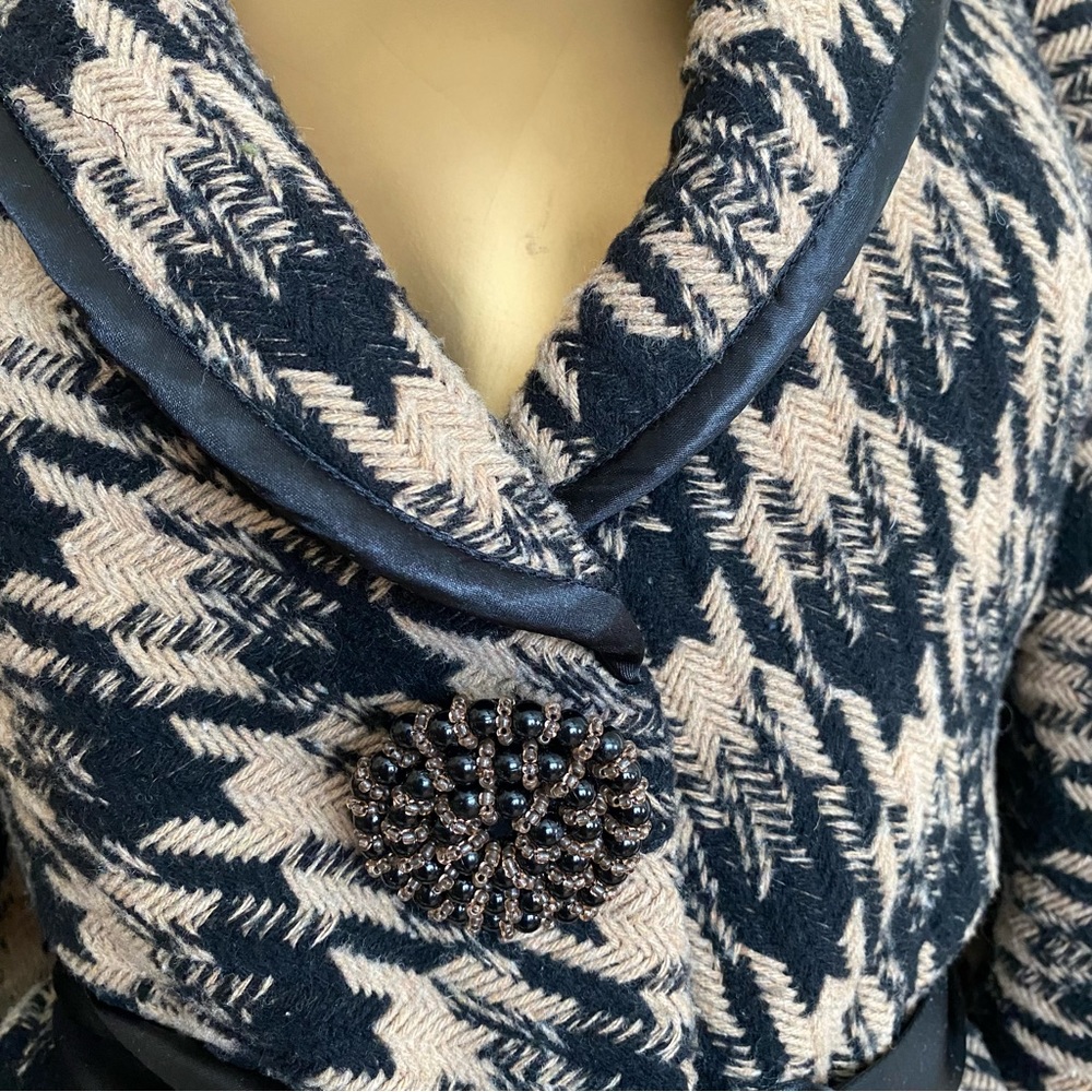 Vertigo Paris Houndstooth Cape Jacket - image 4